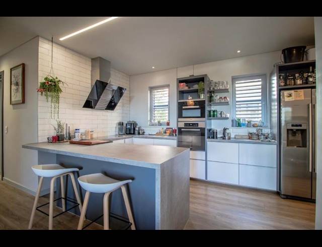 3 BEDROOM PROPERTY TO RENT IN MUCKLENEUK